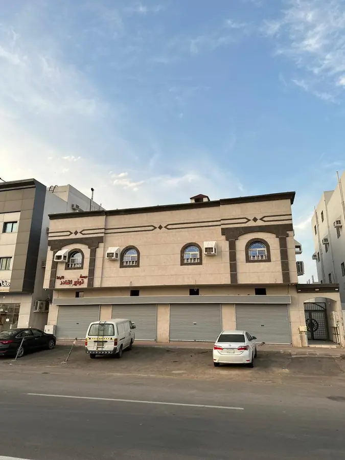 عمارة دورين وملحق في حي السلام