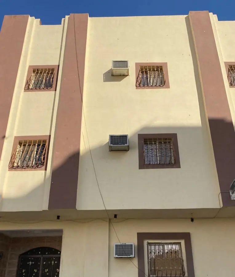 عمارة للبيع - بالقرب من الحرم
