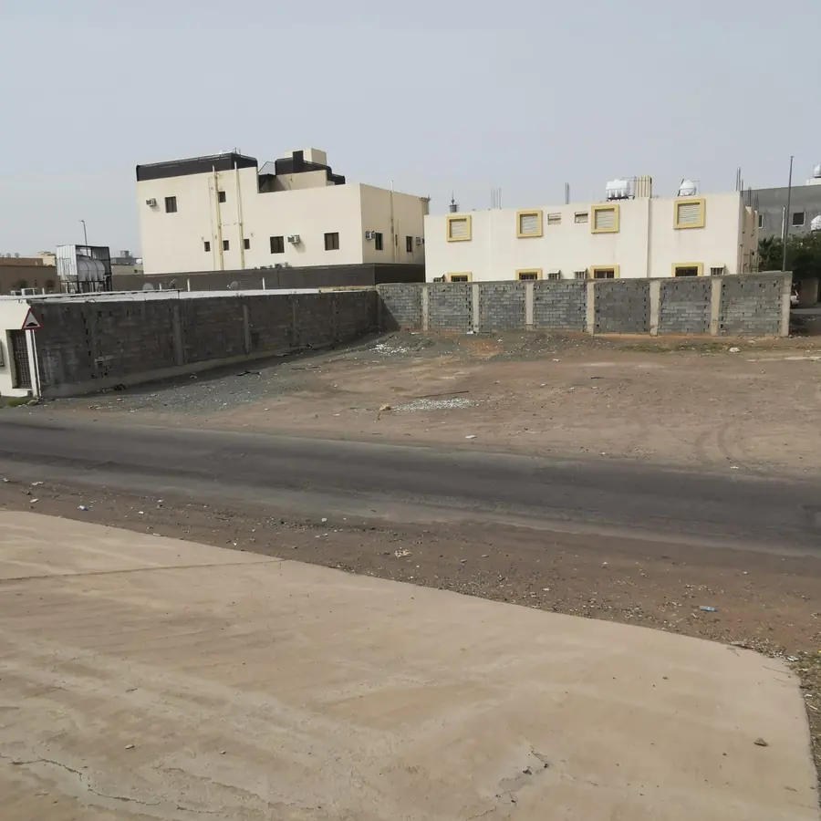 أرض للبيع – حي الدفاع (العزيزية) – المدينة المنورة