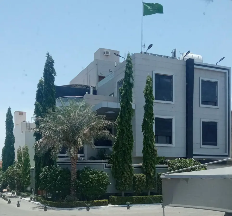 للبيع عقار فاخر واستثماري في حي أبحر الشمالية – جدة