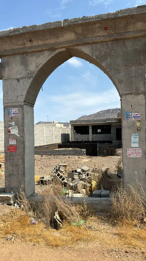 استراحة عظم للبيع في حي السكب - جبل عير